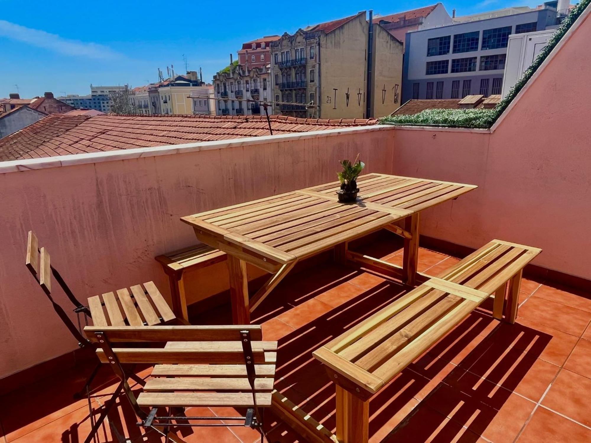 With Terrasse - 3 Bedroom, 3 Bathroom Triplex Lisbon Exterior photo