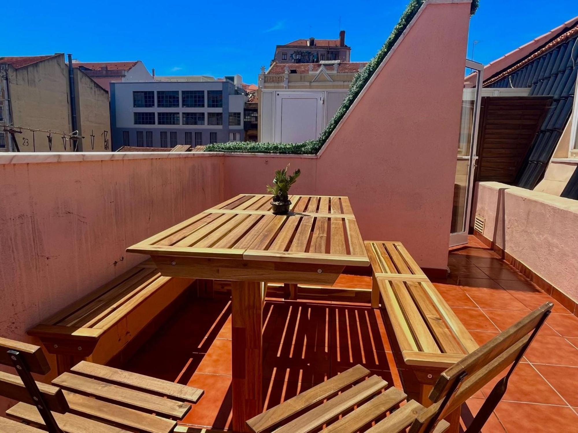 With Terrasse - 3 Bedroom, 3 Bathroom Triplex Lisbon Exterior photo