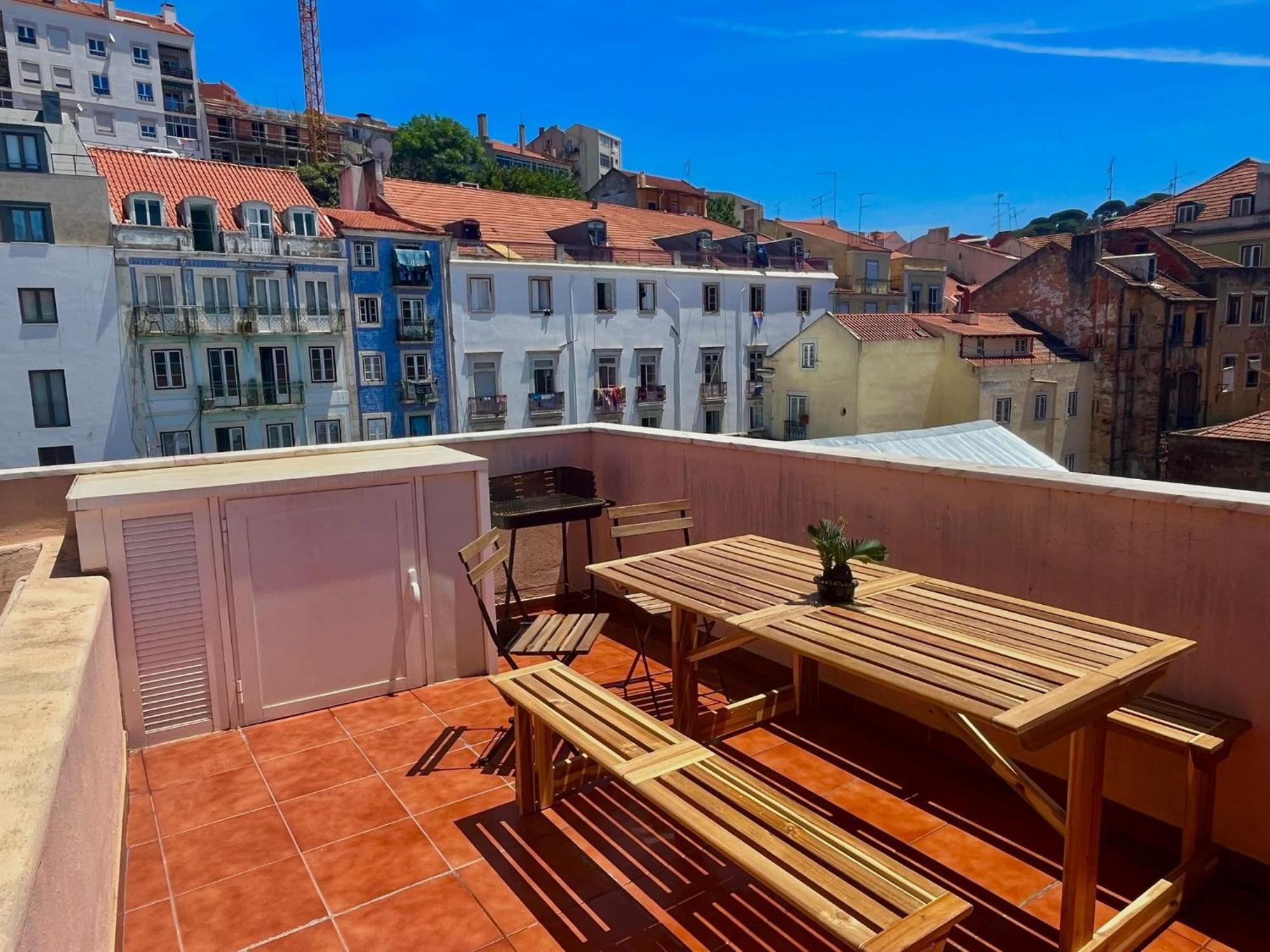 With Terrasse - 3 Bedroom, 3 Bathroom Triplex Lisbon Exterior photo